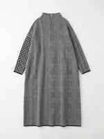 Loose-fit long-line houndstooth knit dress