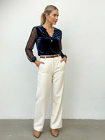 Women's V-Neck Lace-Panel Long-Sleeve Velvet Top