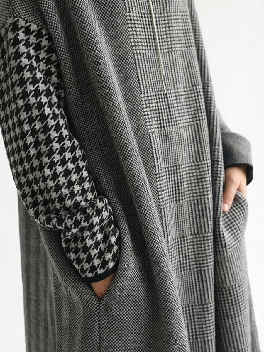 Loose-fit long-line houndstooth knit dress
